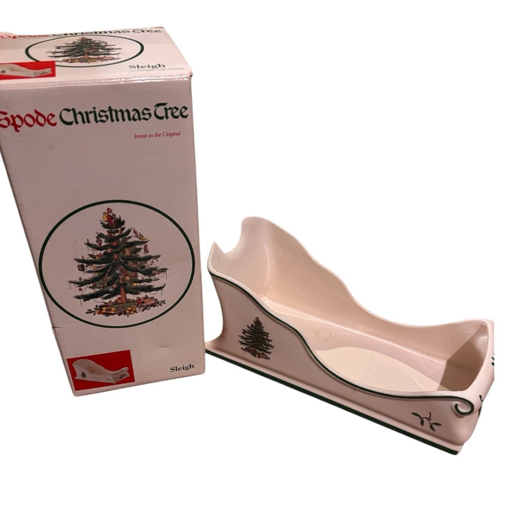 Spode Festive Christmas Tree Sleigh
